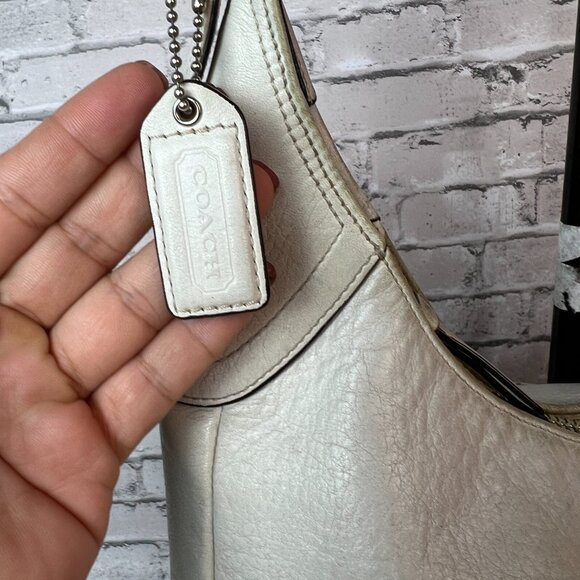 Coach Hamilton Ergo White Leather Hobo Shoulder Bag Zip Tassel F10280 - Picture 2 of 8